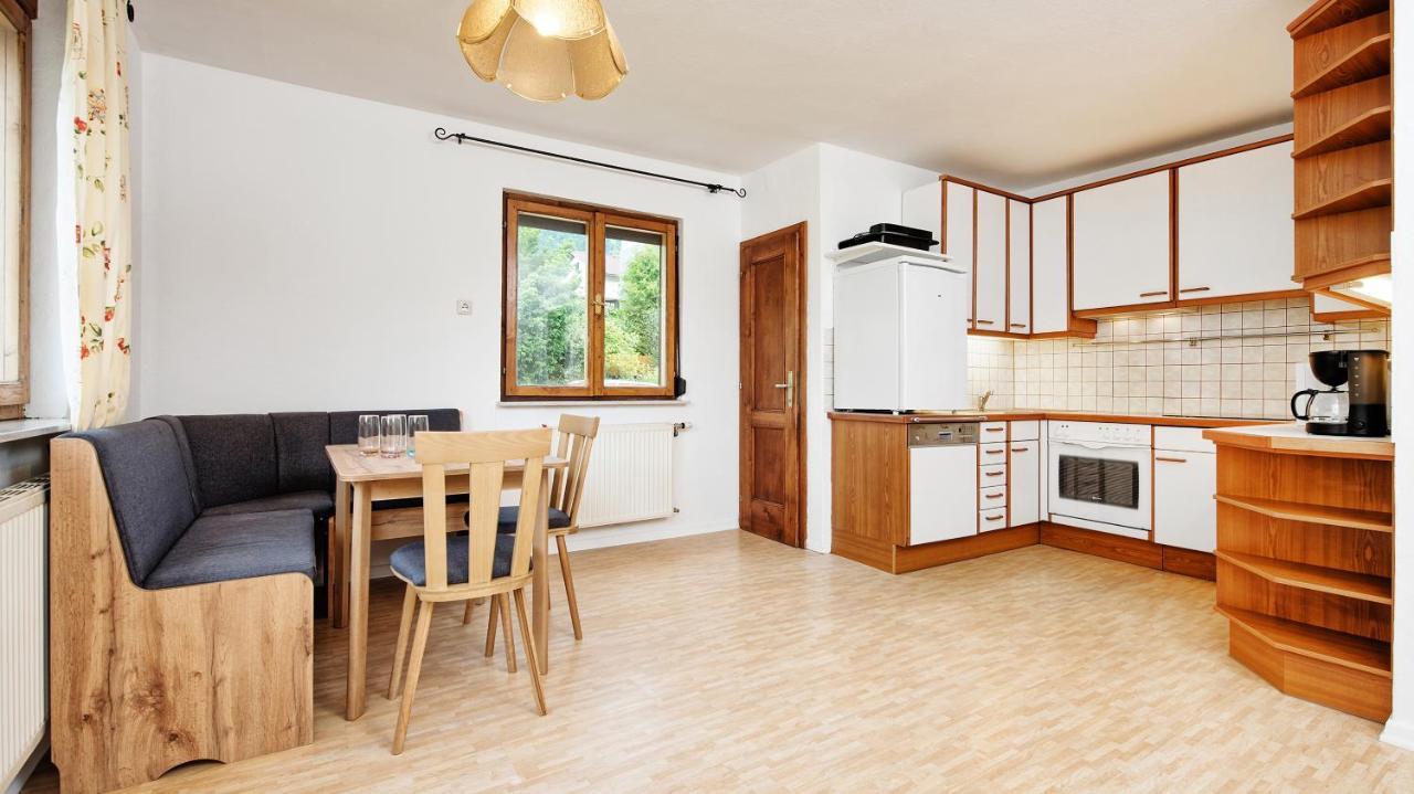 Haus Unter Gerlitzen Apartamento Bodensdorf Exterior foto
