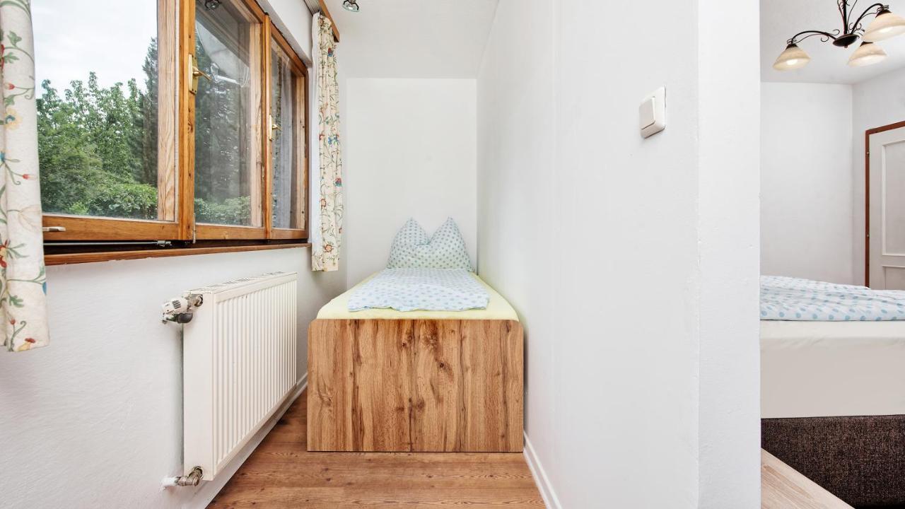 Haus Unter Gerlitzen Apartamento Bodensdorf Exterior foto