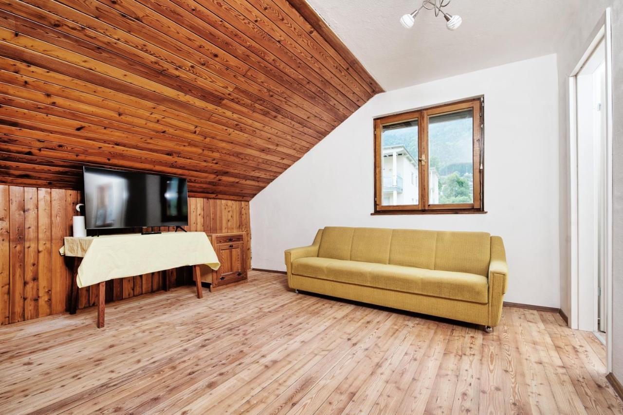 Haus Unter Gerlitzen Apartamento Bodensdorf Exterior foto