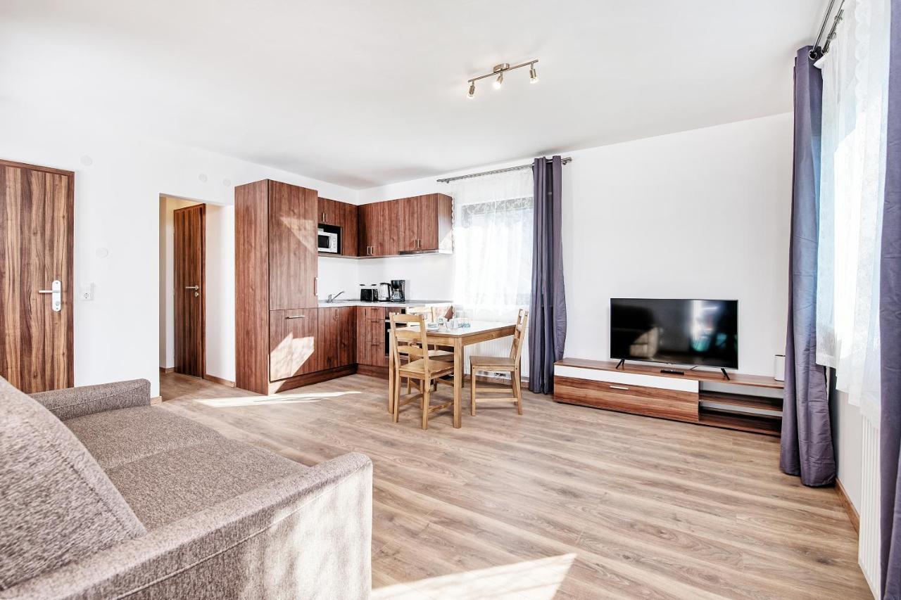 Haus Unter Gerlitzen Apartamento Bodensdorf Exterior foto