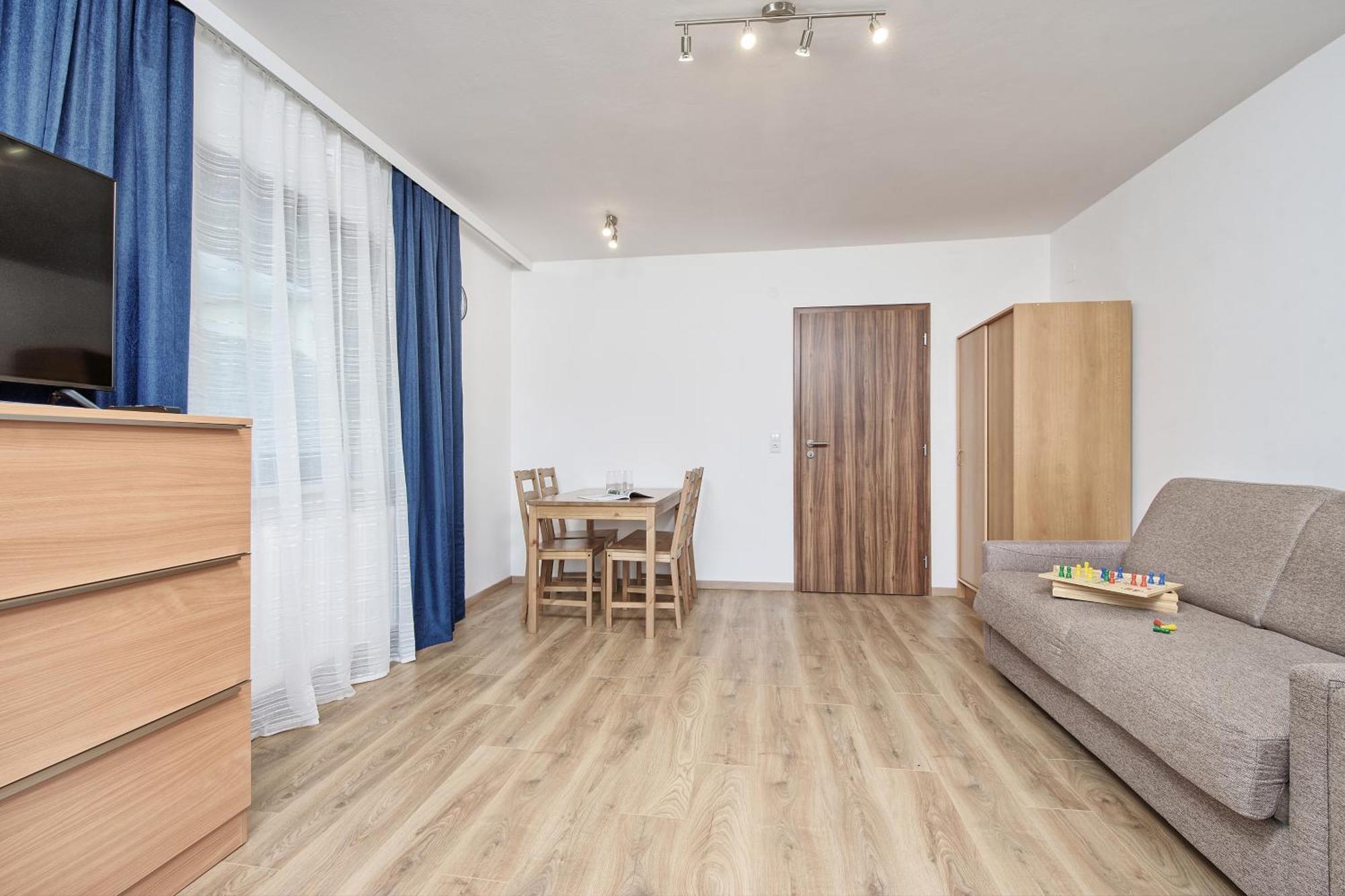 Haus Unter Gerlitzen Apartamento Bodensdorf Exterior foto